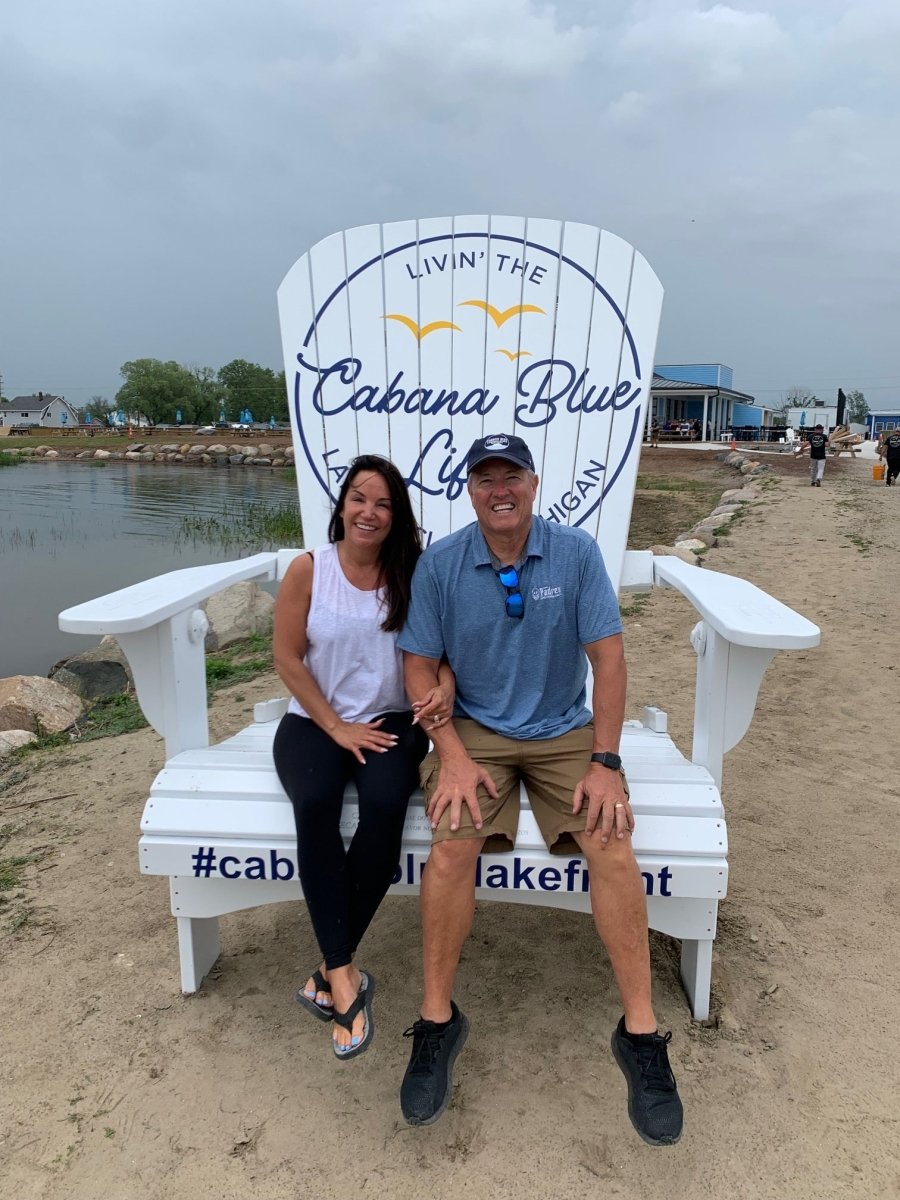 Traditional Giant Adirondack Chair (Made - to - Order) - Ever Season Furniture