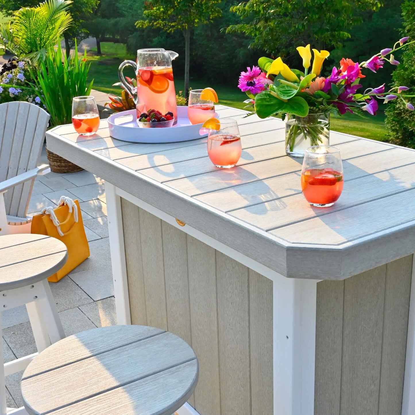 LuxCraft Serving Bar - Ever Season Furniture